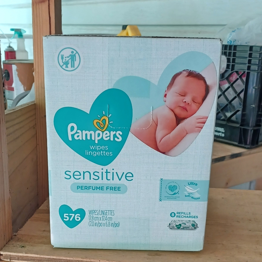 Pampers baby wipes